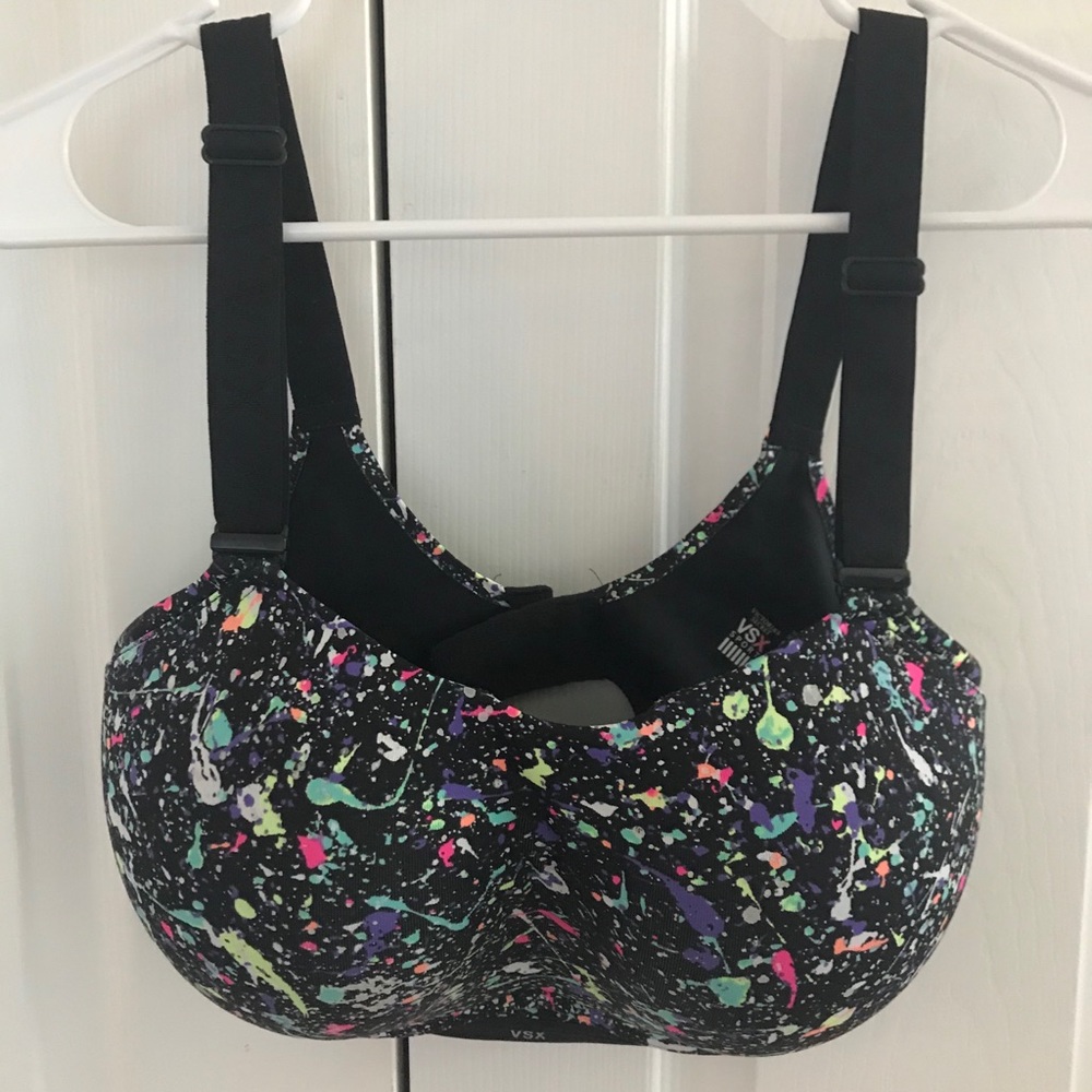 Black & speckled color Victoria Secret sports bra